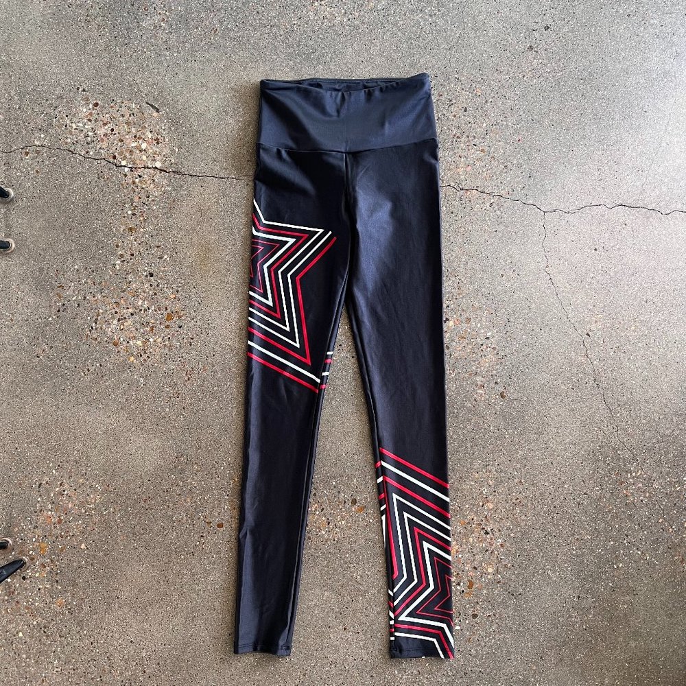 Goldsheep leggings size XS, black with red stars